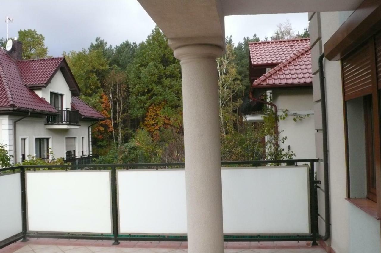 Banana Apartment Torun Bagian luar foto