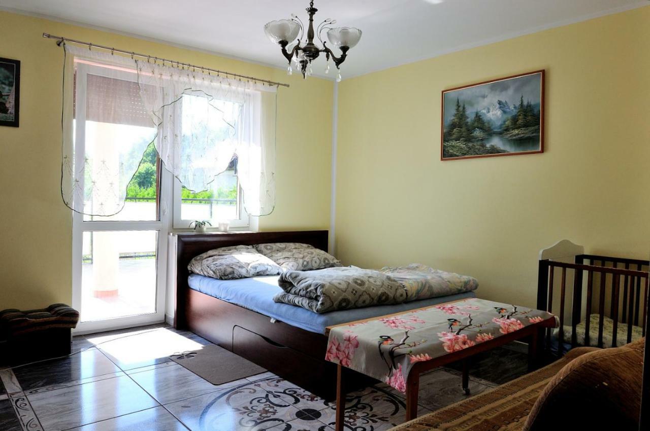 Banana Apartment Torun Bagian luar foto